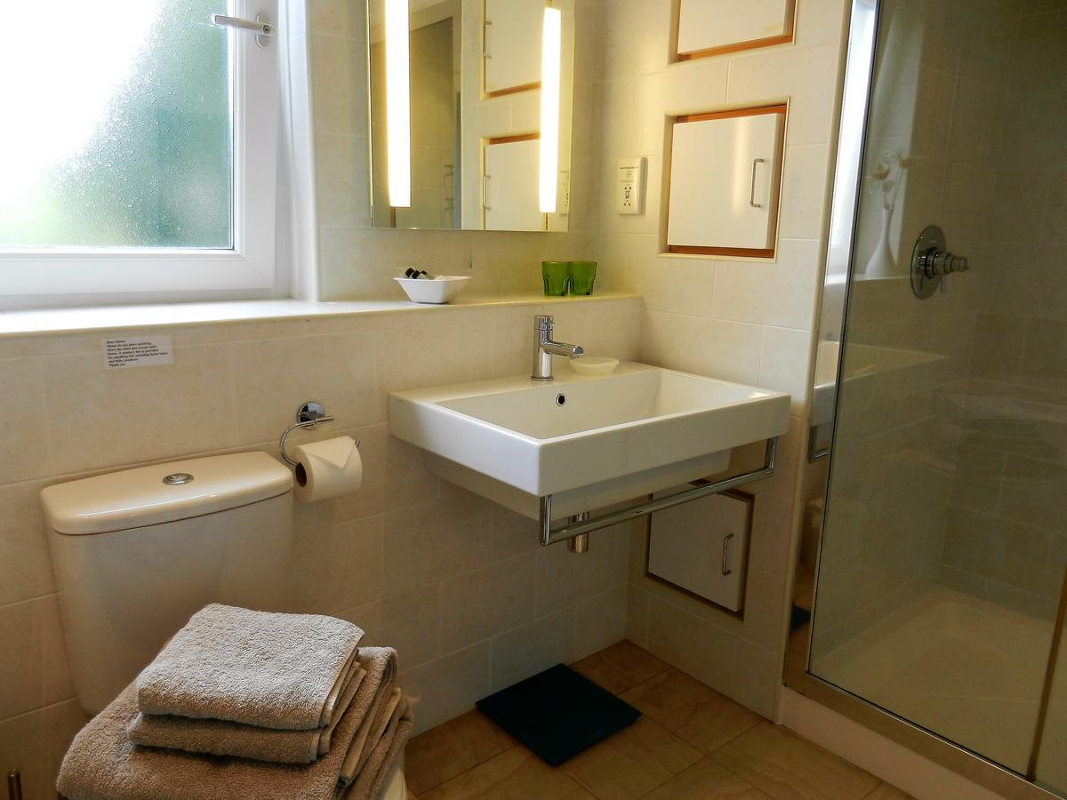 Ffynnon Fendigaid Bed And Breakfast Aberporth Bagian luar foto