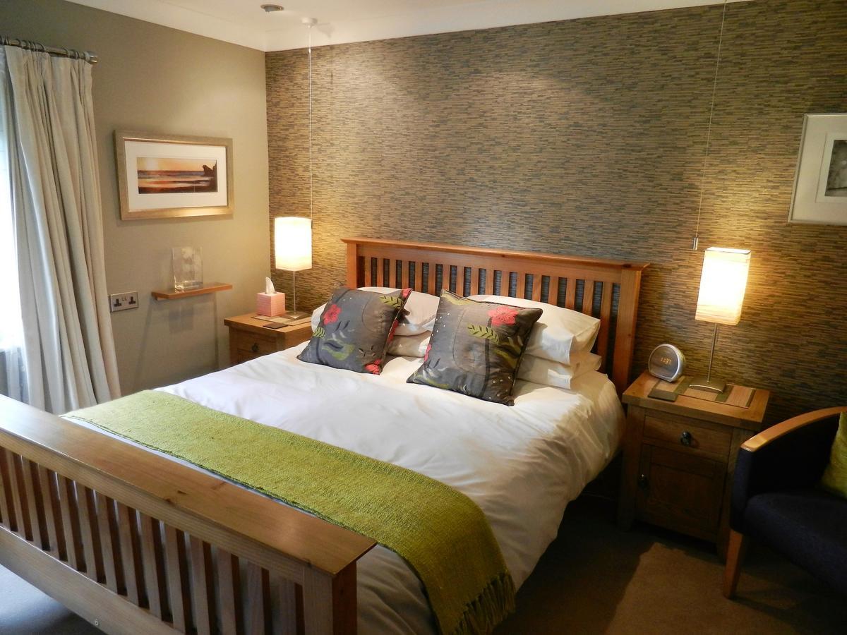 Ffynnon Fendigaid Bed And Breakfast Aberporth Bagian luar foto